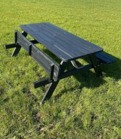 Goedkopepicknicktafels.nl | Zwarte XL Picknicktafel | Tuintafel 6 Persoons | Zwart Gespoten Gedroogd Grenen Hout! -Tuin Verkoop 1045x1200 1