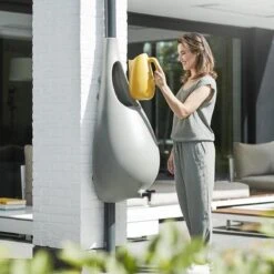 Elho Pure Raindrop 70L - Geel/Oker -Tuin Verkoop 1200x1200 1391