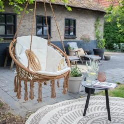 Vita5 Macramé Hangstoel - Voor Binnen En Buiten - Zonder Standaard - Incl. Kussen, Boekenvak En Beschermhoes - Tot 150kg - Bruin/Beige -Tuin Verkoop 1200x1200 332