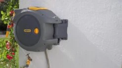 Hozelock AutoReel Slangenhouder / Wandslangbox 20m - Ø12,5mm -Tuin Verkoop 1200x675 23