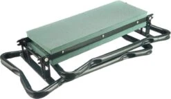 GartenMeister 2 In 1 XXL Zit- En Kniebank - Belastbaar Tot 150 Kg - Inclusief Praktische Gereedschapstas 11 GartenMeister 2 In 1 XXL Zit- En Kniebank - Belastbaar Tot 150 Kg - Inclusief Praktische Gereedschapstas -Tuin Verkoop 1200x699