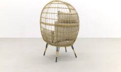 Lola Egg Relaxstoel - Natural Sand - Mand Stoel -Tuin Verkoop 1200x712 1