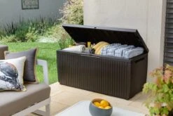 Opbergbox Tuin - Kussenbox Waterdicht - Bruin - Zitbox Kussenbox Voor Buiten - Voor Tuinmeubelen - Tuinkussens - Opberg Tuin - Kussenboxen - XL - Groot - 305 Liter 17 Opbergbox Tuin - Kussenbox Waterdicht - Bruin - Zitbox Kussenbox Voor Buiten - Voor Tuinmeubelen - Tuinkussens - Opberg Tuin - Kussenboxen - XL - Groot - 305 Liter -Tuin Verkoop 1200x800 159