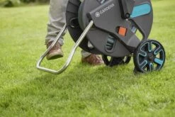 GARDENA - AquaRoll L CleverRoll L Easy Set Slangenwagen - Maximaal 50 Meter - Verstelbare Handgreep -Tuin Verkoop 1200x800 340