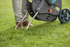 GARDENA - AquaRoll L CleverRoll L Easy Set Slangenwagen - Maximaal 50 Meter - Verstelbare Handgreep -Tuin Verkoop 1200x800 341