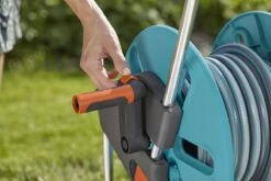 GARDENA - AquaRoll M CleverRoll Easy Slangenwagen - Maximaal 60 Meter - Inklapbare Zwengel -Tuin Verkoop 1200x800 353