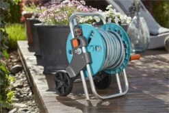 GARDENA - AquaRoll CleverRoll S Set Slangenwagen - Incl. 20 M Slang - Maximaal 40 M Opbergcapaciteit -Tuin Verkoop 1200x800 370