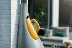 Elho Pure Raindrop 70L - Geel/Oker -Tuin Verkoop 1200x800 381