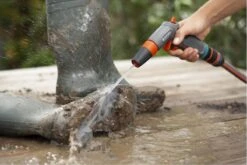 GARDENA - Comfort Reinigingsbroes - Spuitpistool - Traploos Instelbaar -Tuin Verkoop 1200x800 418