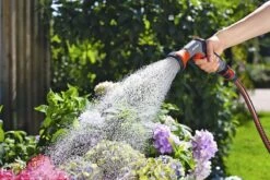 GARDENA Classic Sproeibroes -Tuin Verkoop 1200x800 424