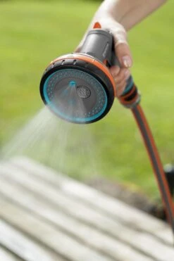 GARDENA - Comfort Broeskop - 5 Straalsoorten - Grijs -Tuin Verkoop 800x1200 104