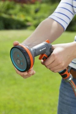 GARDENA - Comfort Broeskop - 5 Straalsoorten - Grijs -Tuin Verkoop 800x1200 105