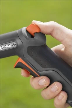 GARDENA - Premium Reinigingssproeier Spuitpistool - Metaal - Voor Reiniging En Bewatering -Tuin Verkoop 801x1200 8